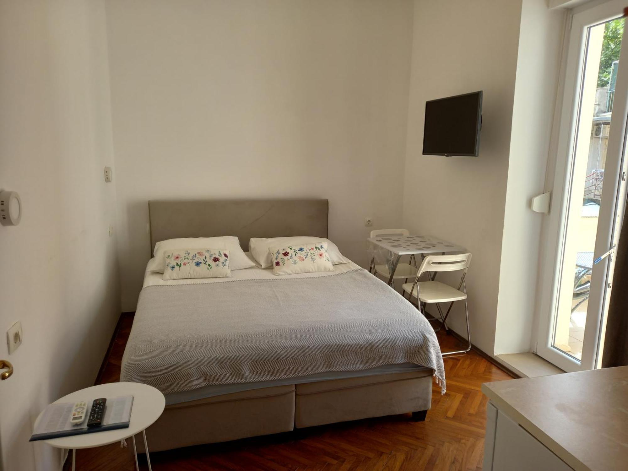 Apartmani Iris I Ana Crikvenica Esterno foto